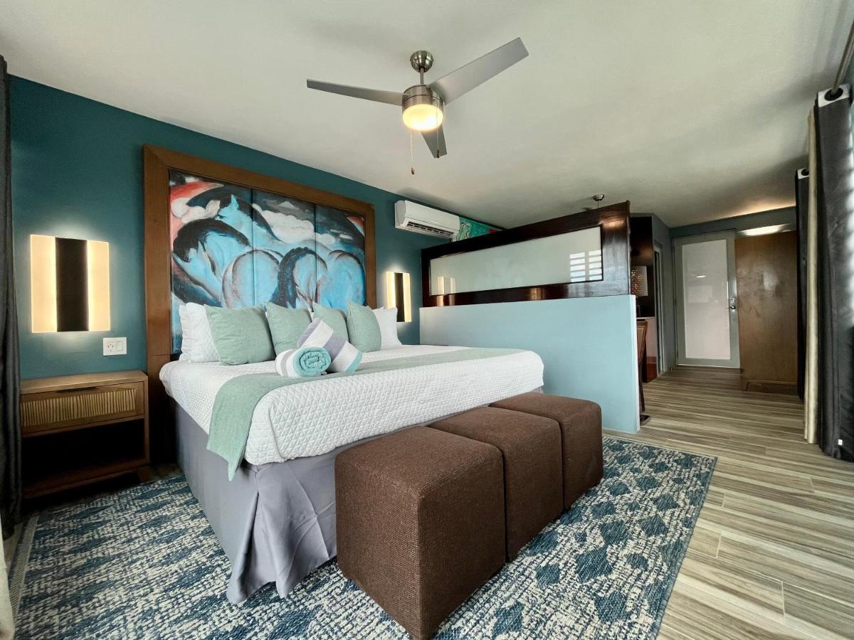 Old Crow Hotel And Suites Vieques Exterior photo