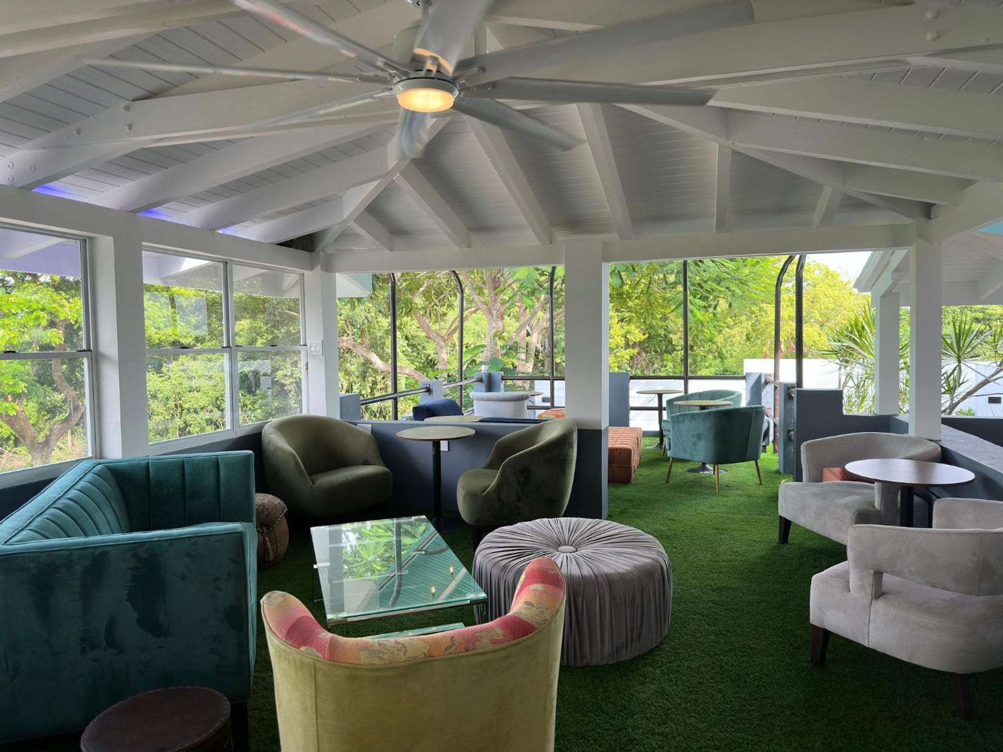 Old Crow Hotel And Suites Vieques Exterior photo